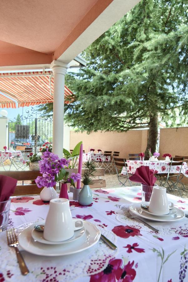Hotel Villa Vera Fažana Extérieur photo